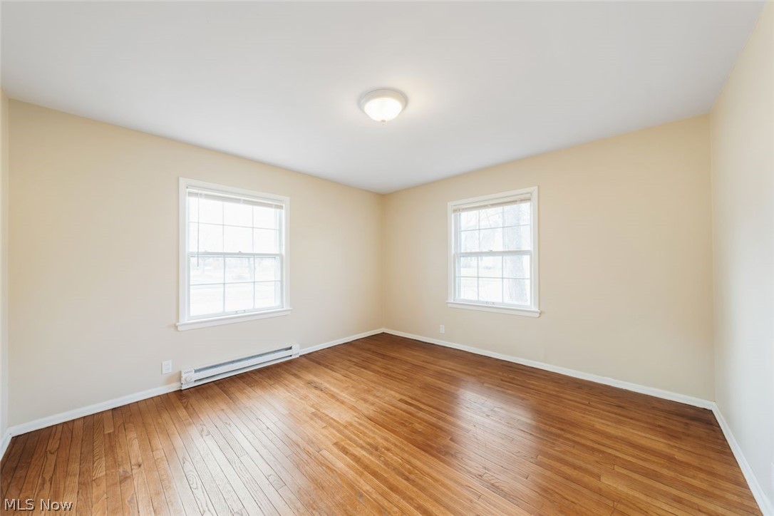 19208 Chagrin Shaker Heights OH 44122