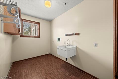 832 S Main Street North Canton OH 44720