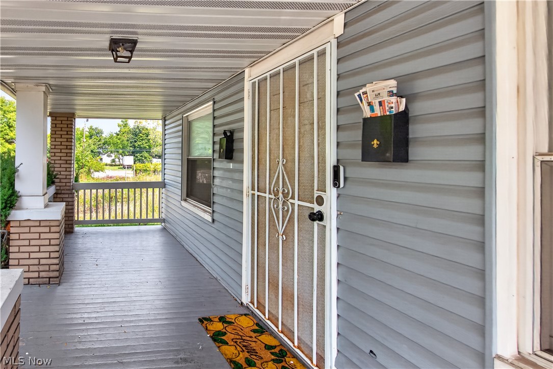 4067 E 143rd Street Cleveland OH 44128
