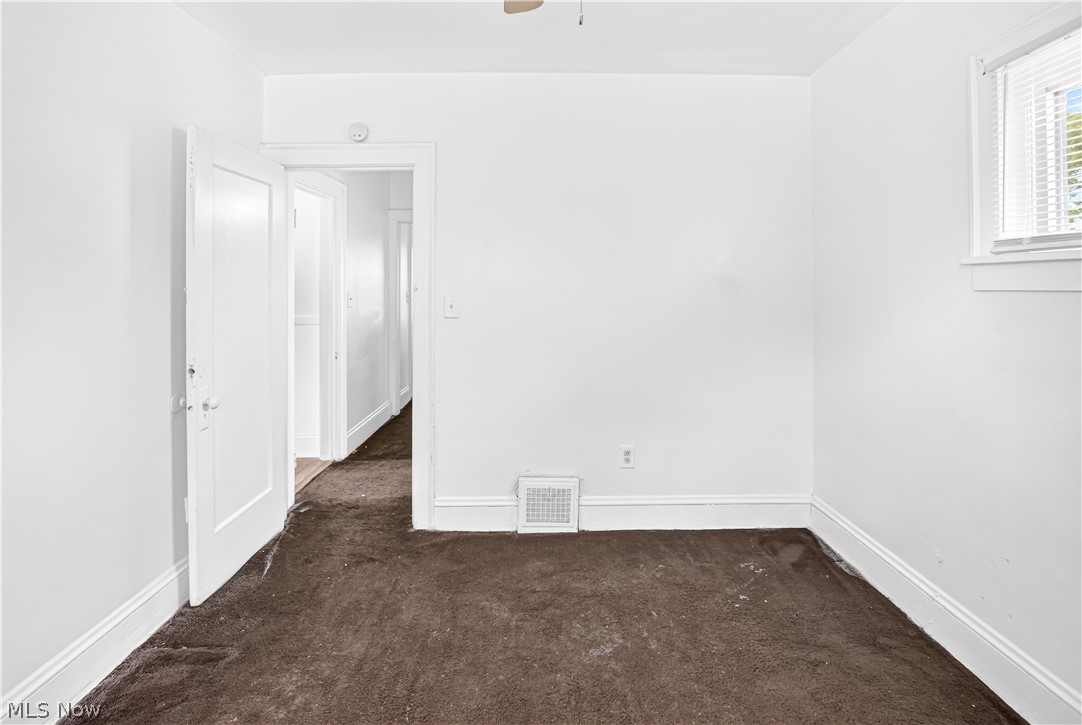 4067 E 143rd Street Cleveland OH 44128