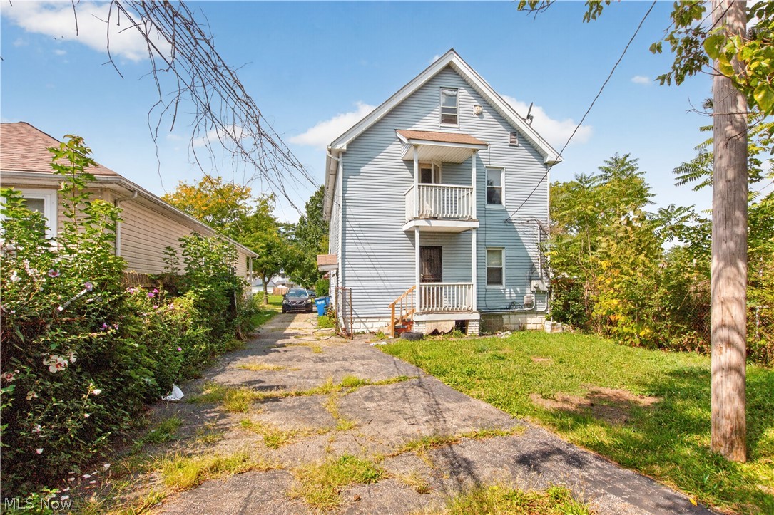 4067 E 143rd Street Cleveland OH 44128