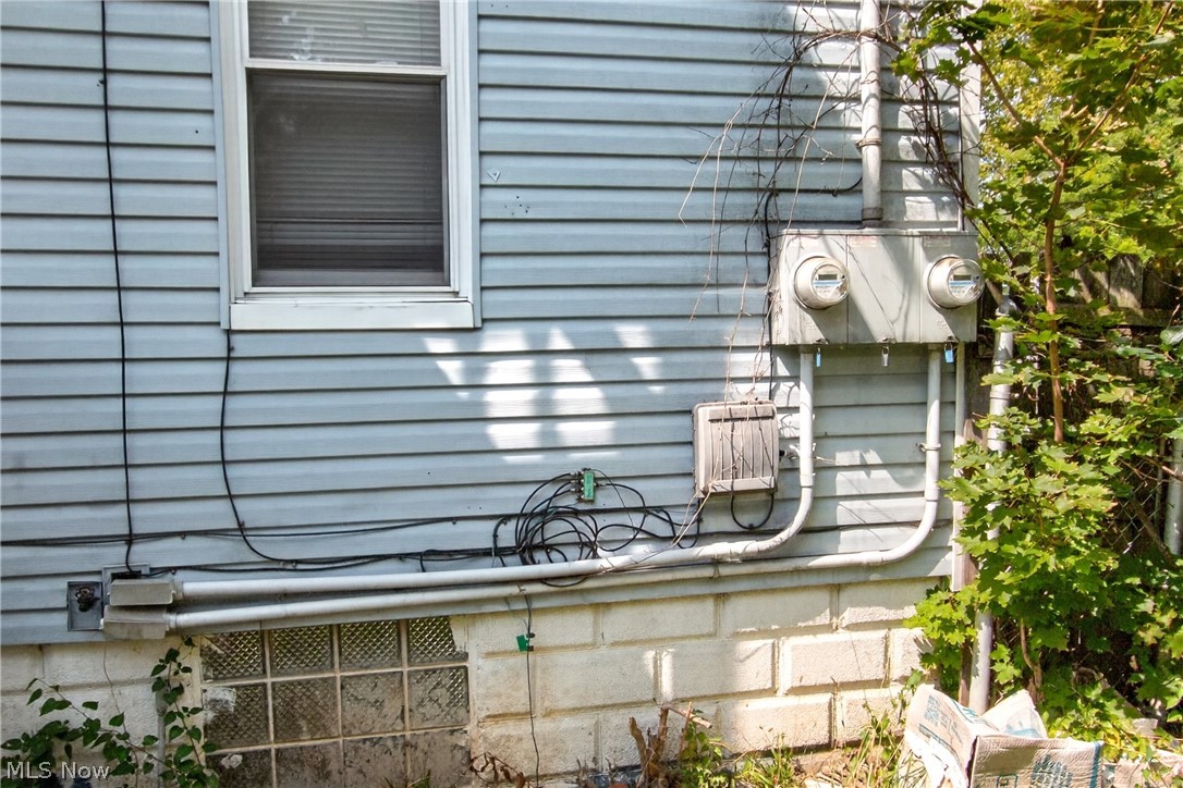 4067 E 143rd Street Cleveland OH 44128