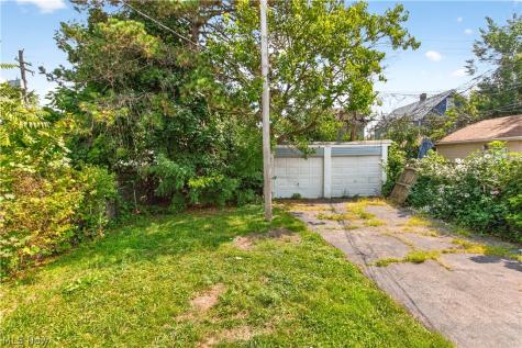 4067 E 143rd Street Cleveland OH 44128