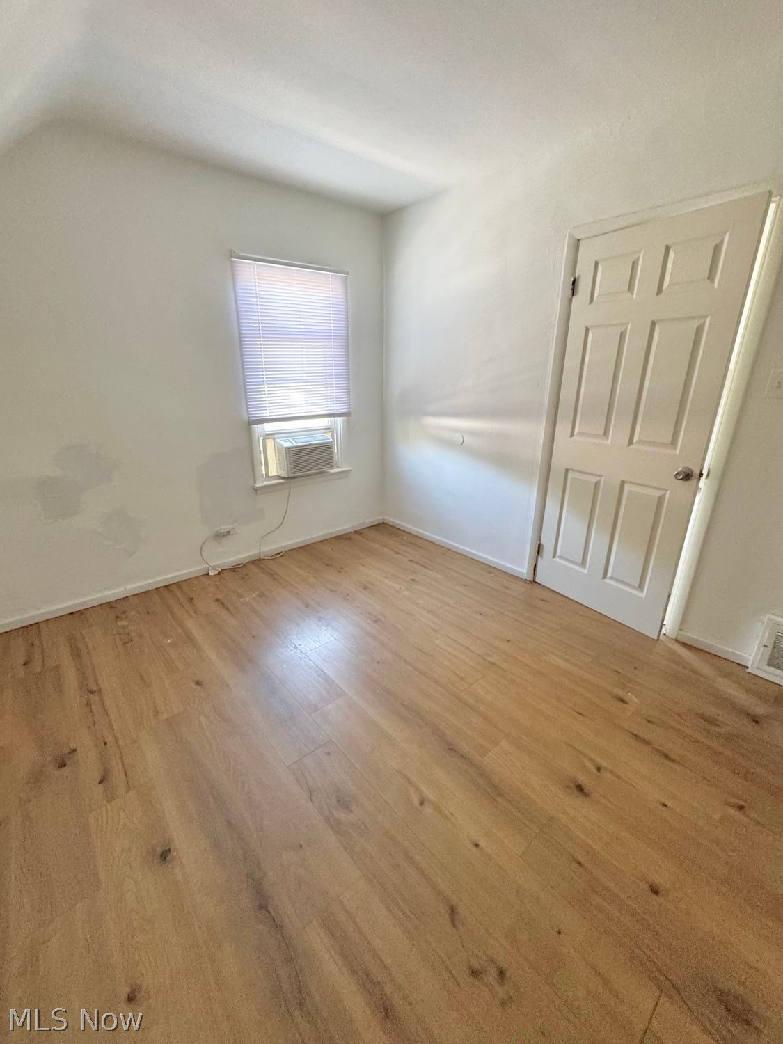10012 Orleans Avenue Cleveland OH 44105