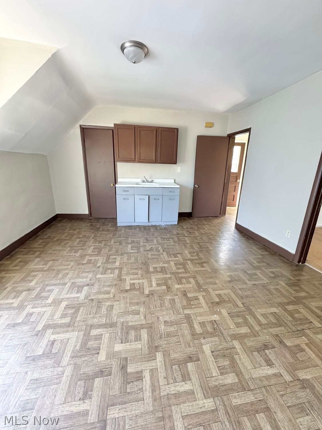 10012 Orleans Avenue Cleveland OH 44105