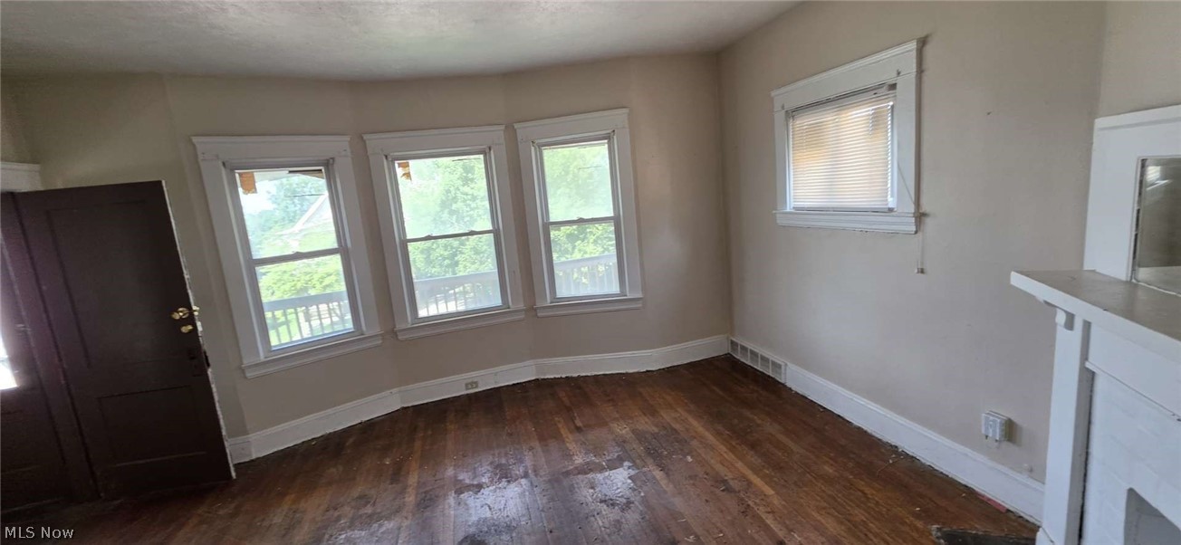 9110 Jeffries Avenue Cleveland OH 44105