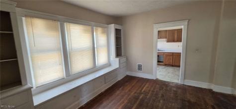 9110 Jeffries Avenue Cleveland OH 44105