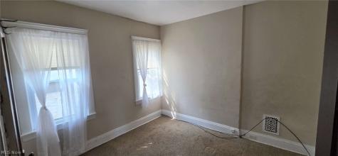 9110 Jeffries Avenue Cleveland OH 44105