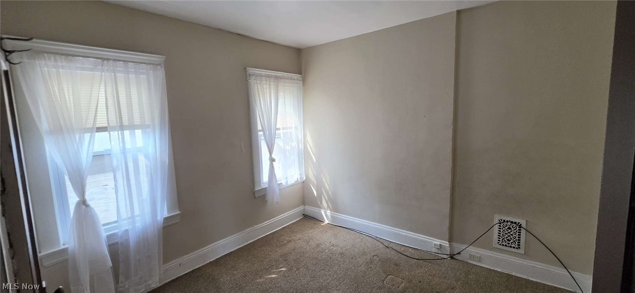 9110 Jeffries Avenue Cleveland OH 44105