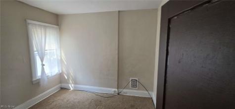 9110 Jeffries Avenue Cleveland OH 44105