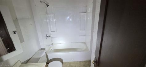 9110 Jeffries Avenue Cleveland OH 44105