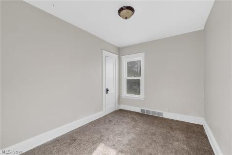 13012 Austin Avenue Cleveland OH 44108