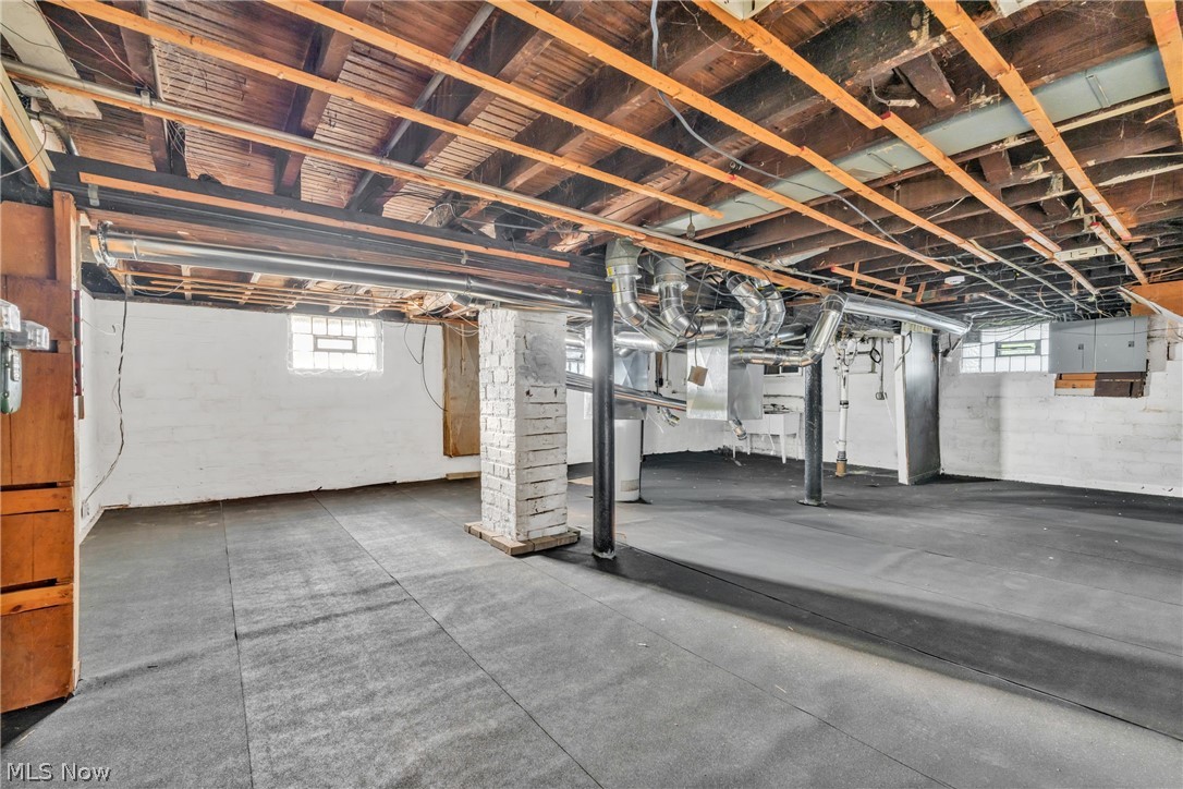 13012 Austin Avenue Cleveland OH 44108
