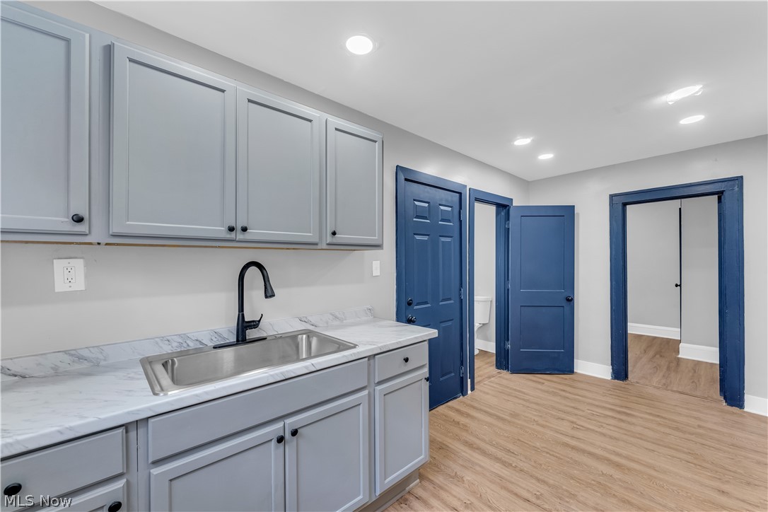 1304 W 73rd Street Cleveland OH 44102
