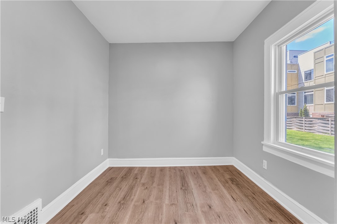 1304 W 73rd Street Cleveland OH 44102