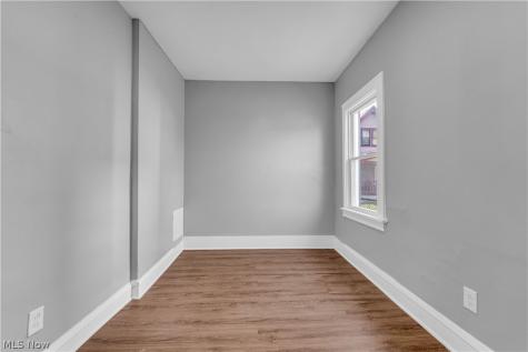 1304 W 73rd Street Cleveland OH 44102