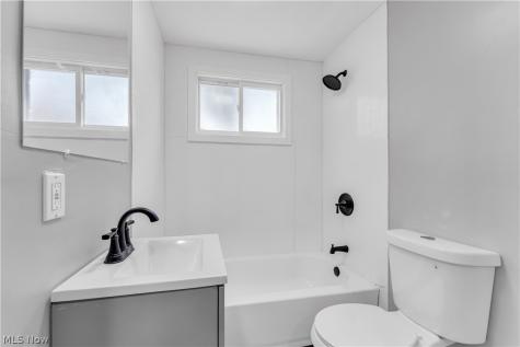 1304 W 73rd Street Cleveland OH 44102