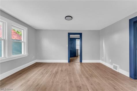 1304 W 73rd Street Cleveland OH 44102