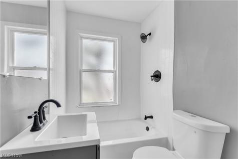 1304 W 73rd Street Cleveland OH 44102