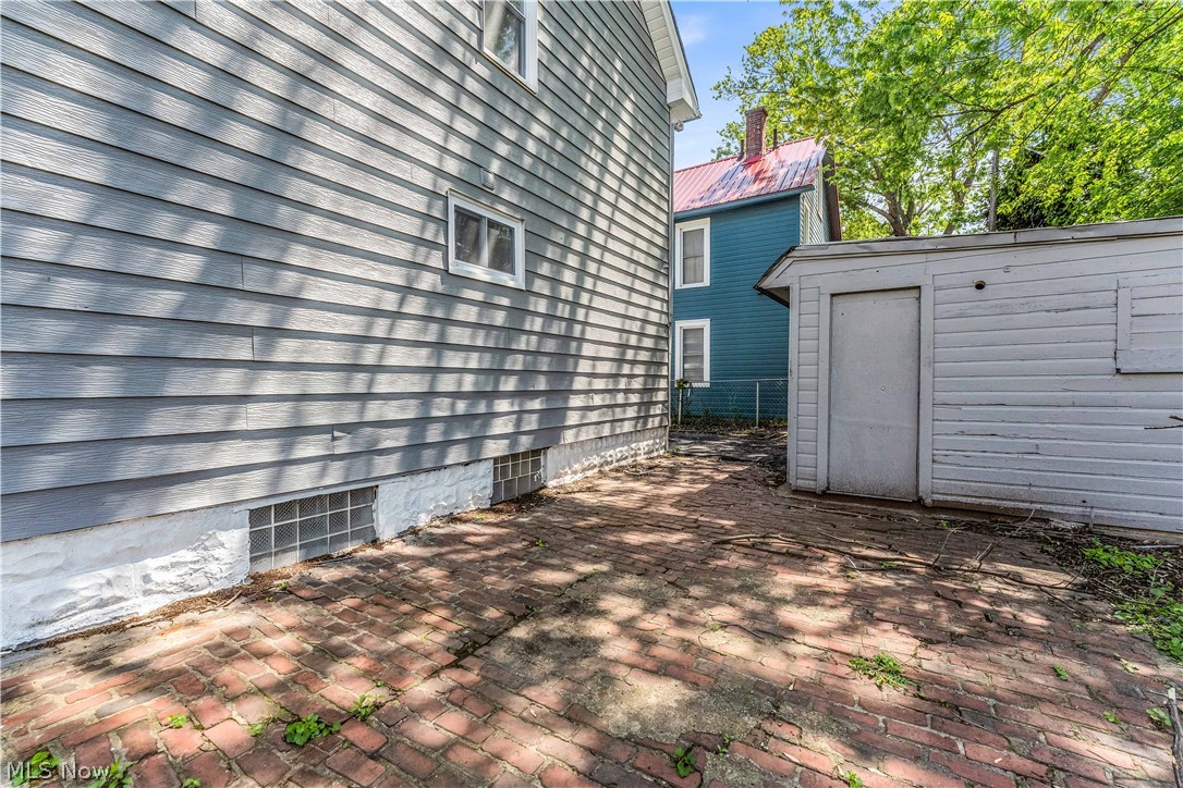 1304 W 73rd Street Cleveland OH 44102