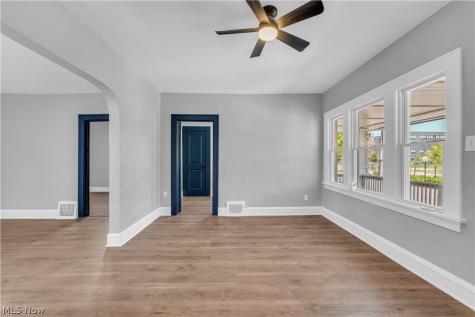 1304 W 73rd Street Cleveland OH 44102