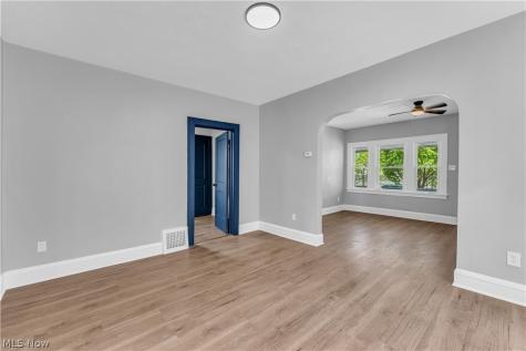 1304 W 73rd Street Cleveland OH 44102