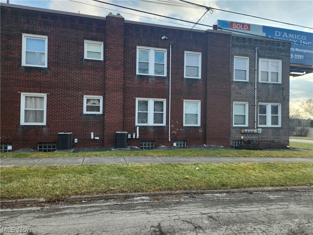 4941 Market Street Youngstown OH 44512