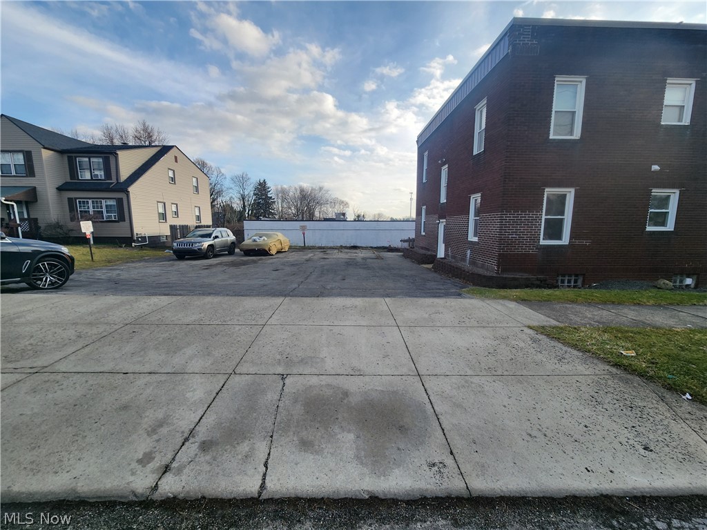 4941 Market Street Youngstown OH 44512