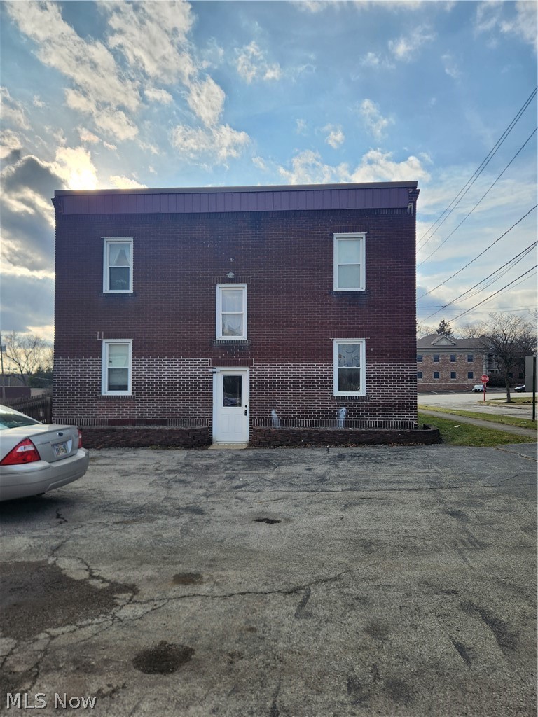 4941 Market Street Youngstown OH 44512