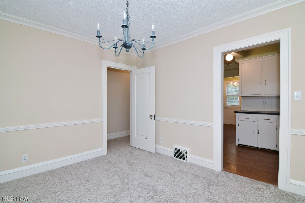 17636 Winslow Road Shaker Heights OH 44120