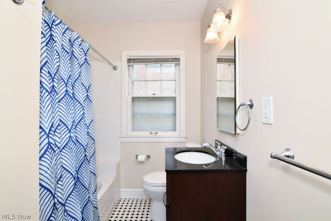 17636 Winslow Road Shaker Heights OH 44120