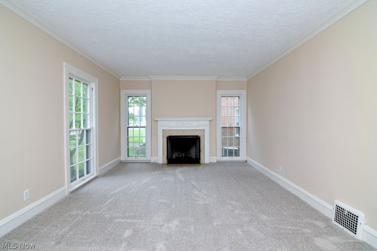 17636 Winslow Road Shaker Heights OH 44120