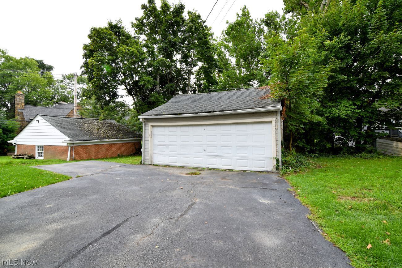 17636 Winslow Road Shaker Heights OH 44120