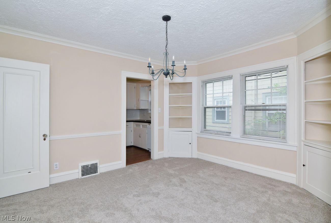 17636 Winslow Road Shaker Heights OH 44120
