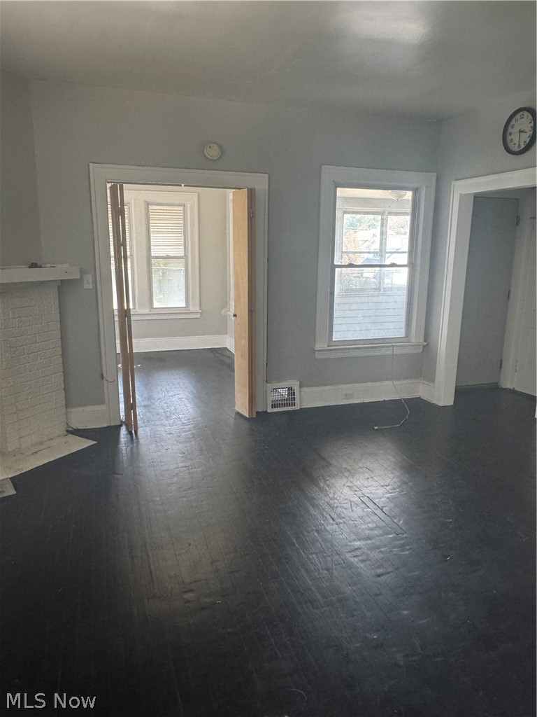 452 -454 E 149th Street Cleveland OH 44110