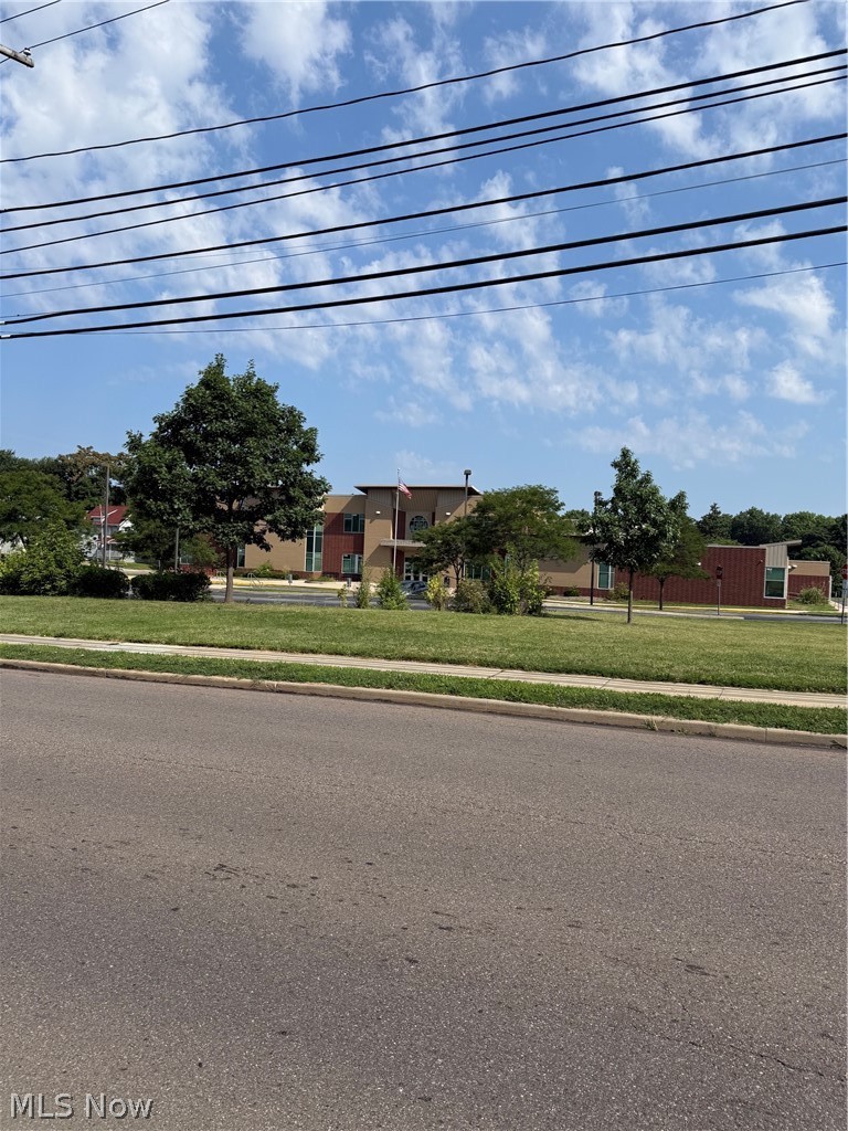 338 E Thornton Street Akron OH 44311