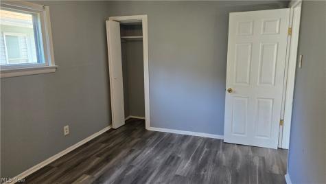 810 E 157th Street Cleveland OH 44110