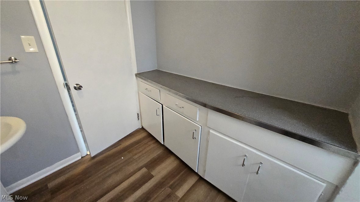 810 E 157th Street Cleveland OH 44110