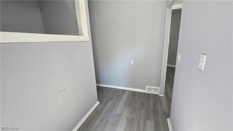 810 E 157th Street Cleveland OH 44110