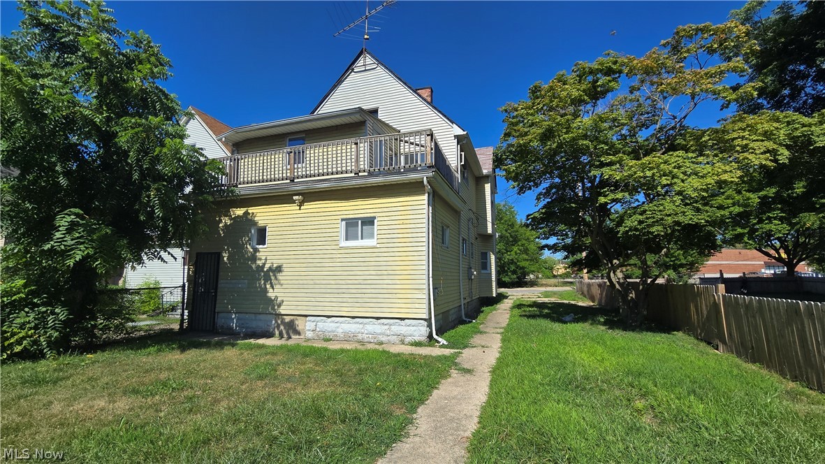 810 E 157th Street Cleveland OH 44110