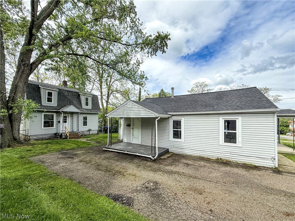 242 Orchard Avenue Cuyahoga Falls OH 44221