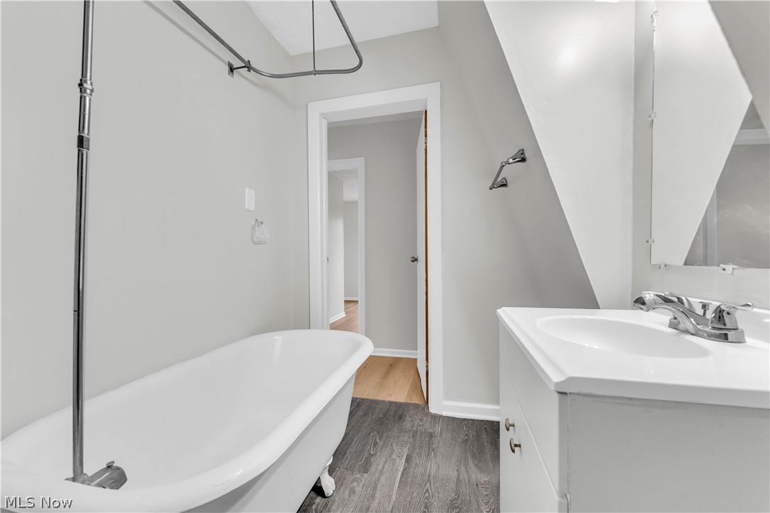242 Orchard Avenue Cuyahoga Falls OH 44221