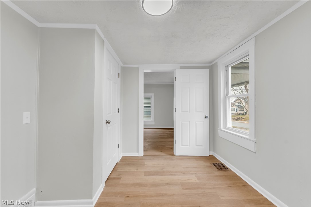 242 Orchard Avenue Cuyahoga Falls OH 44221