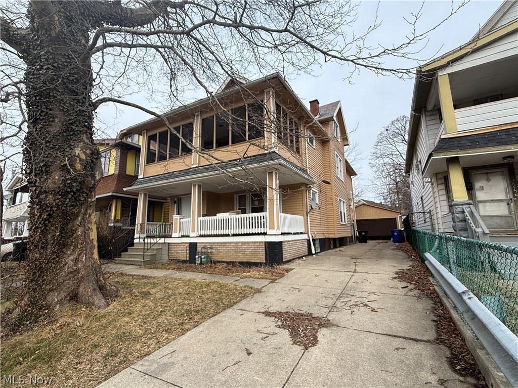 851 Paxton Road Cleveland OH 44108