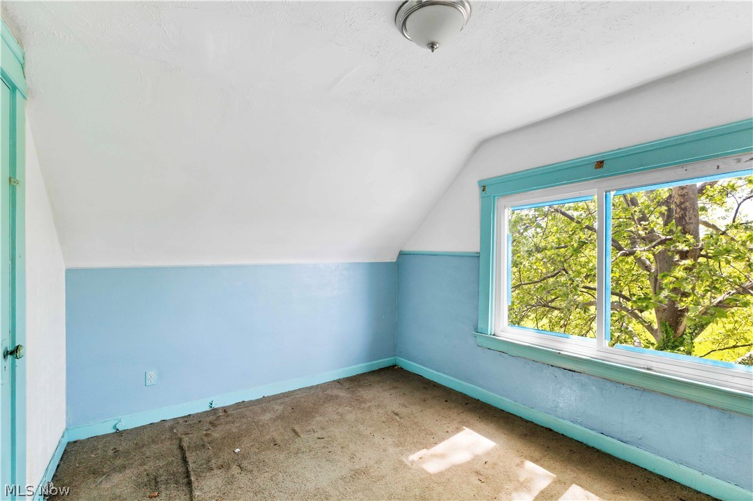 851 Paxton Road Cleveland OH 44108