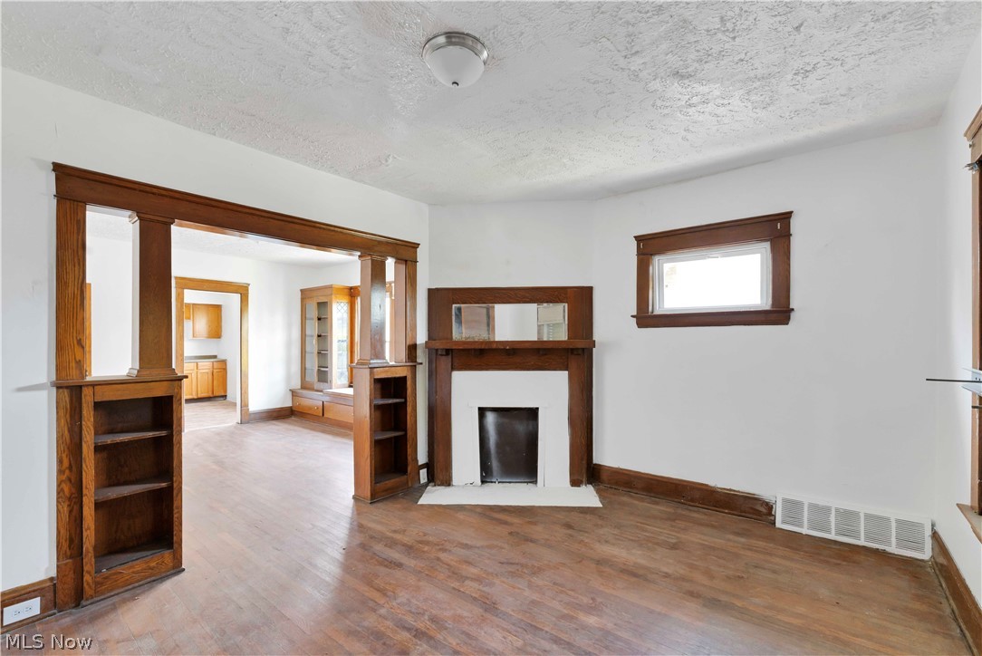 851 Paxton Road Cleveland OH 44108