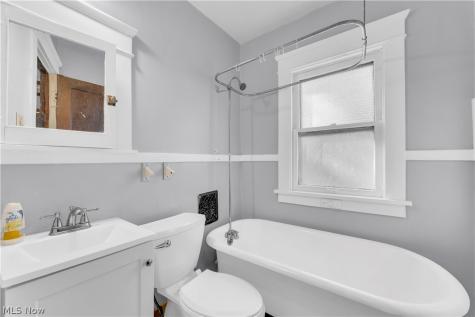 3557 W 125th Street Cleveland OH 44111