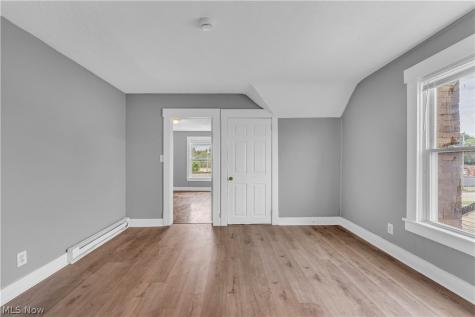 1222 W 14th Street Lorain OH 44052
