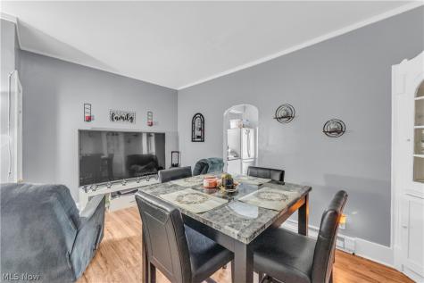 1222 W 14th Street Lorain OH 44052