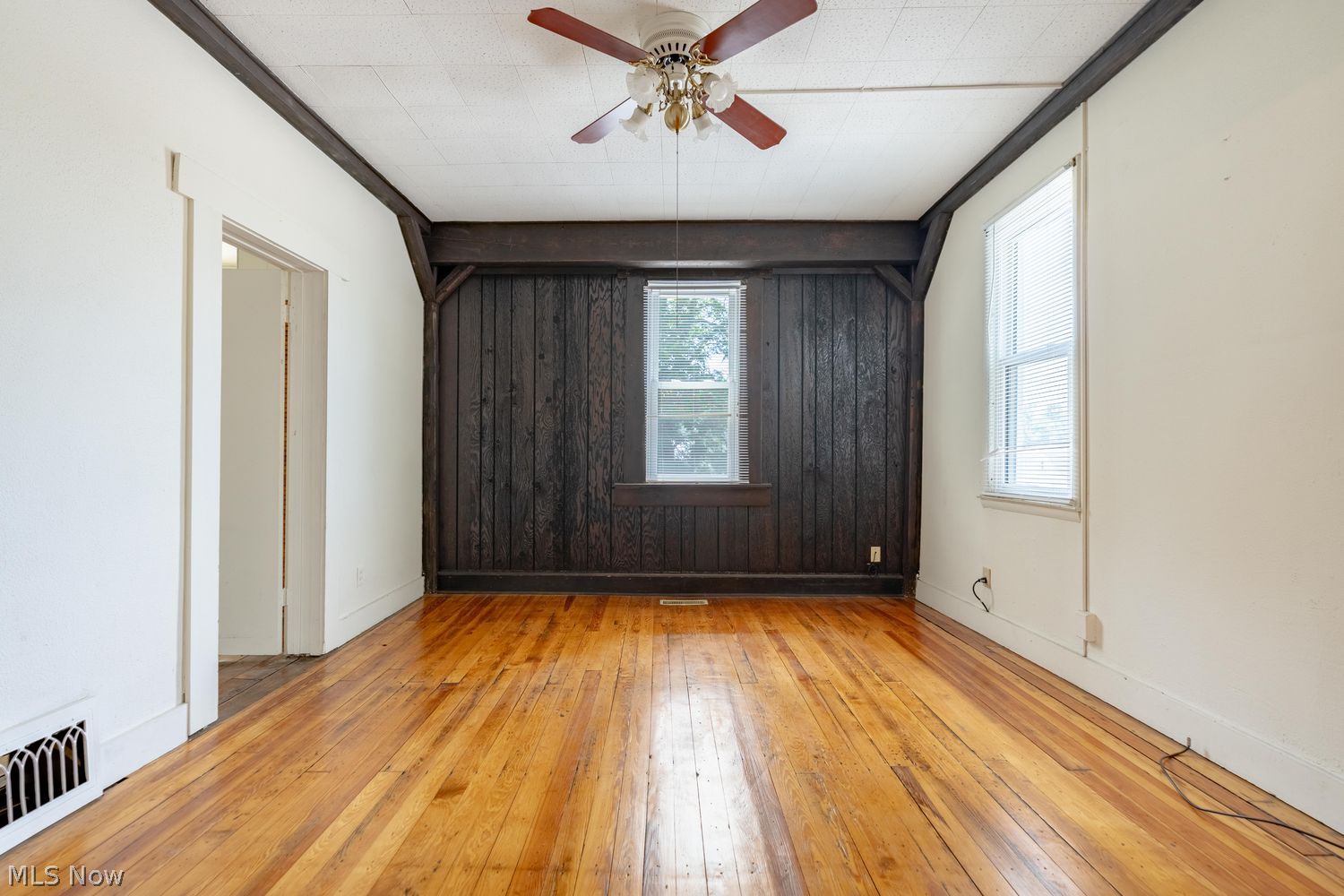 300 Market Street NE Navarre OH 44662